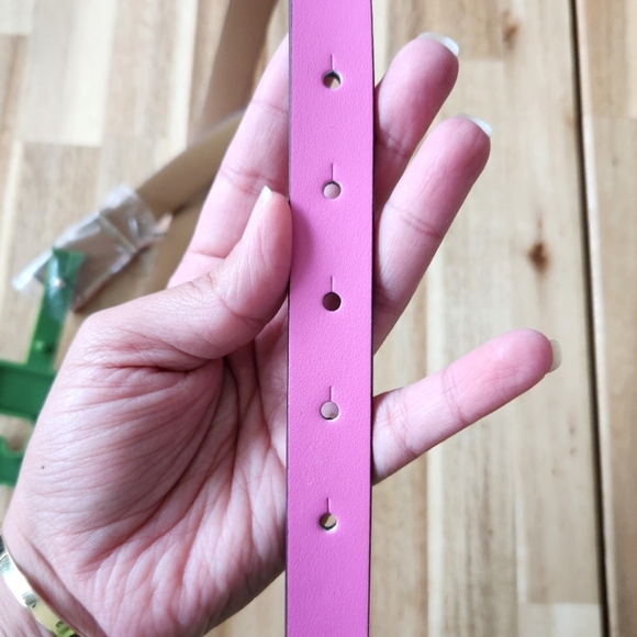 🩷 NWT! - Kate Spade Pink Genuine Leather Belt With Black Buckle -  Size Medium - Picture 4 of 6
